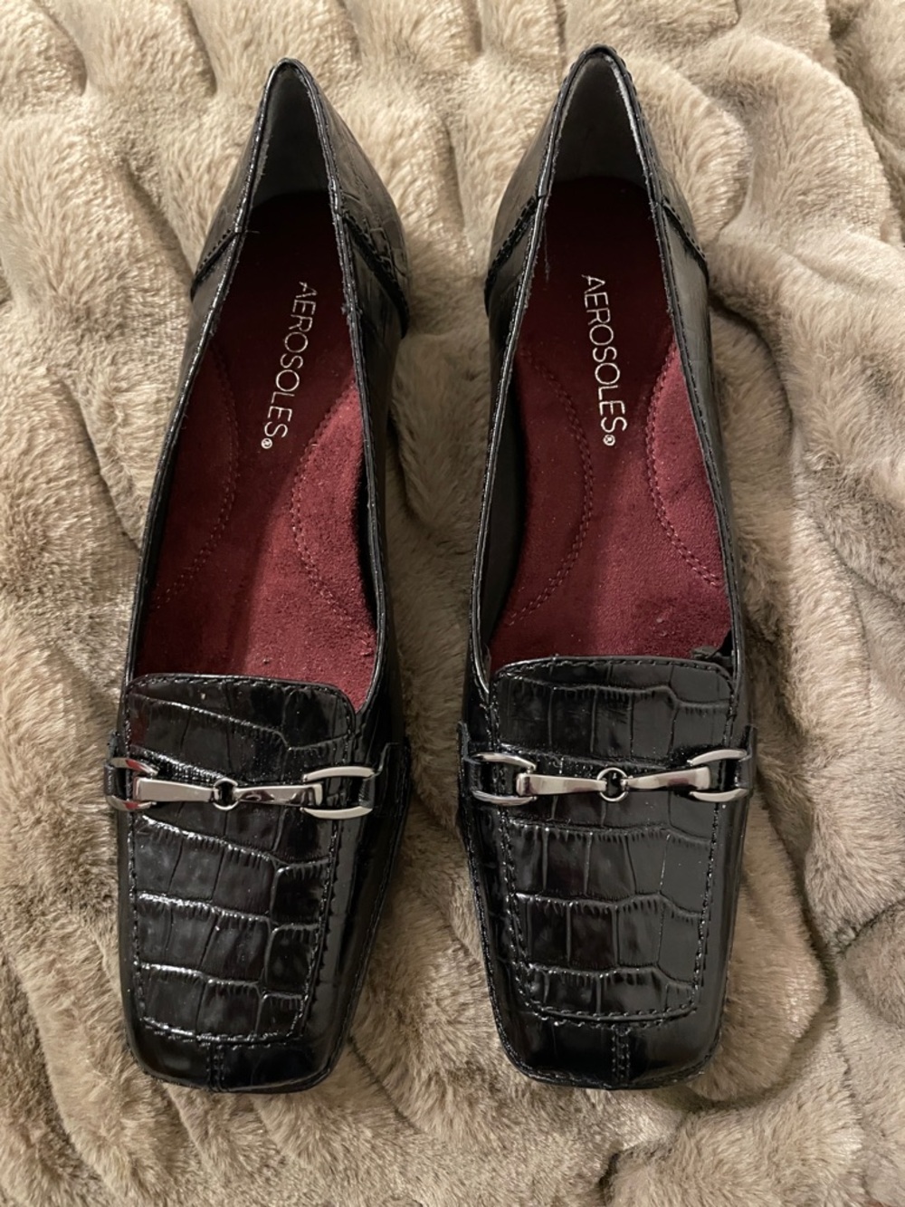 AEROSOLES Black Croc-Embossed Loafers with Silver Bit